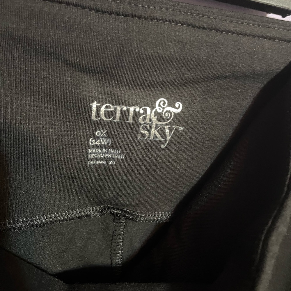 Terra & Sky High Rise Classic Black Leggings - Picture 3 of 3